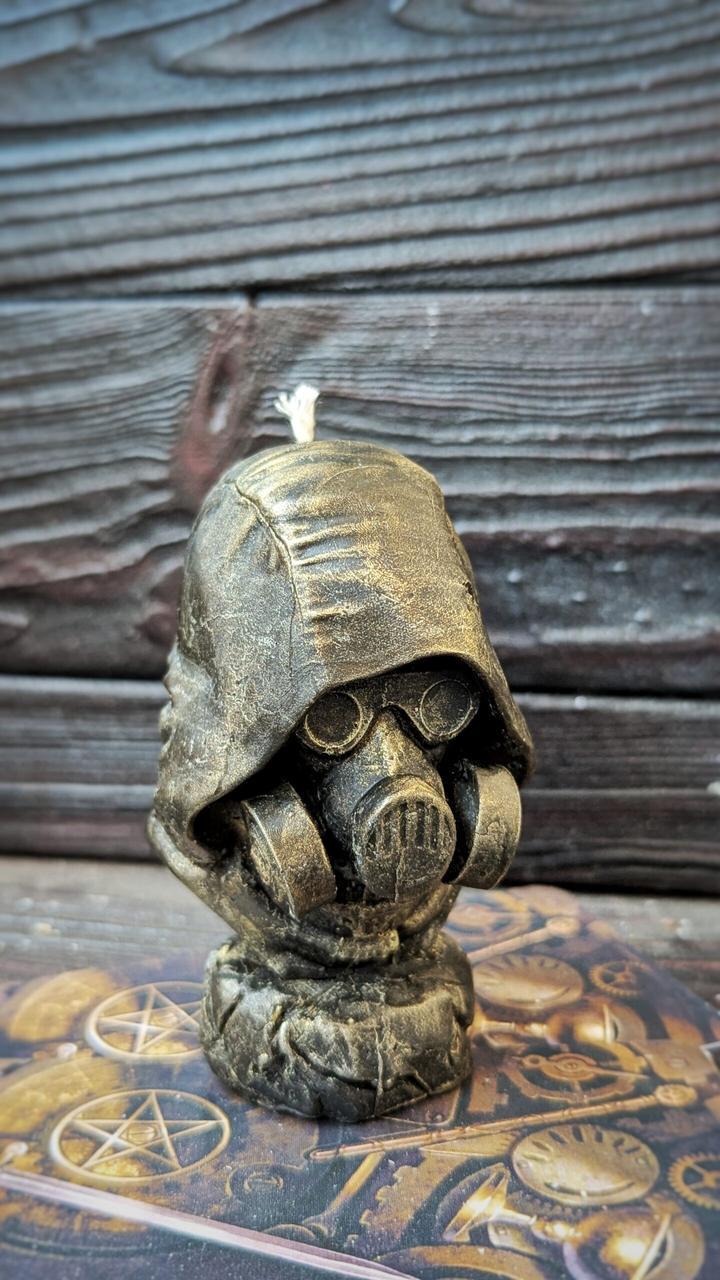 Свеча восковая Сталкер