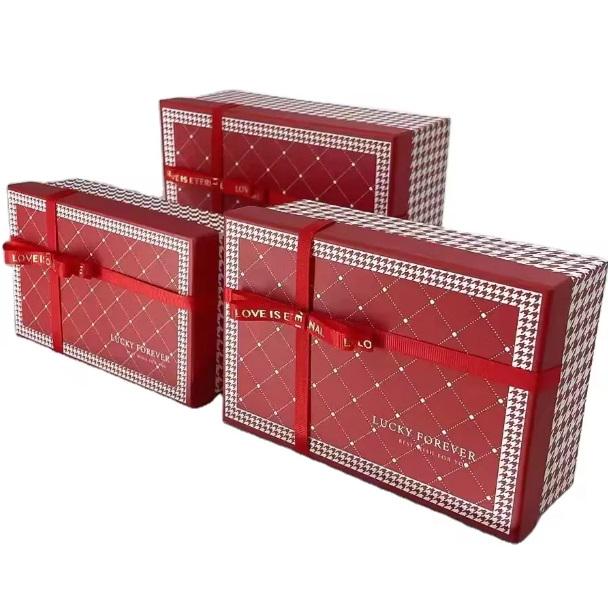 Набор подарочных коробок Stenson R33256R Grace 23х16х10/21х14х8/19х12х7 см 3 шт. Red (606757)