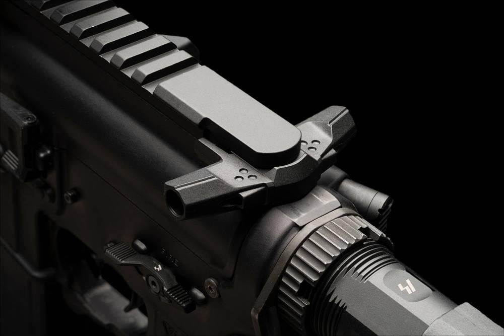 Рукоятка заряжания SI AR-15 T-Bone Black (7003010) - фото 6 Рукоятка заряжания SI AR-15 T-Bone Black (7003010) - фото 6