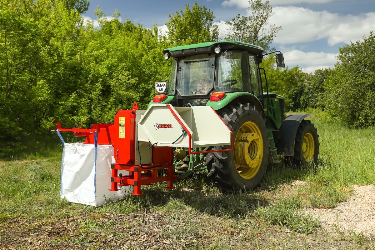 Подрібнювач гілок Arpal на дрова до трактора (АМ-200ТР) - фото 12 Подрібнювач гілок Arpal на дрова до трактора (АМ-200ТР) - фото 12