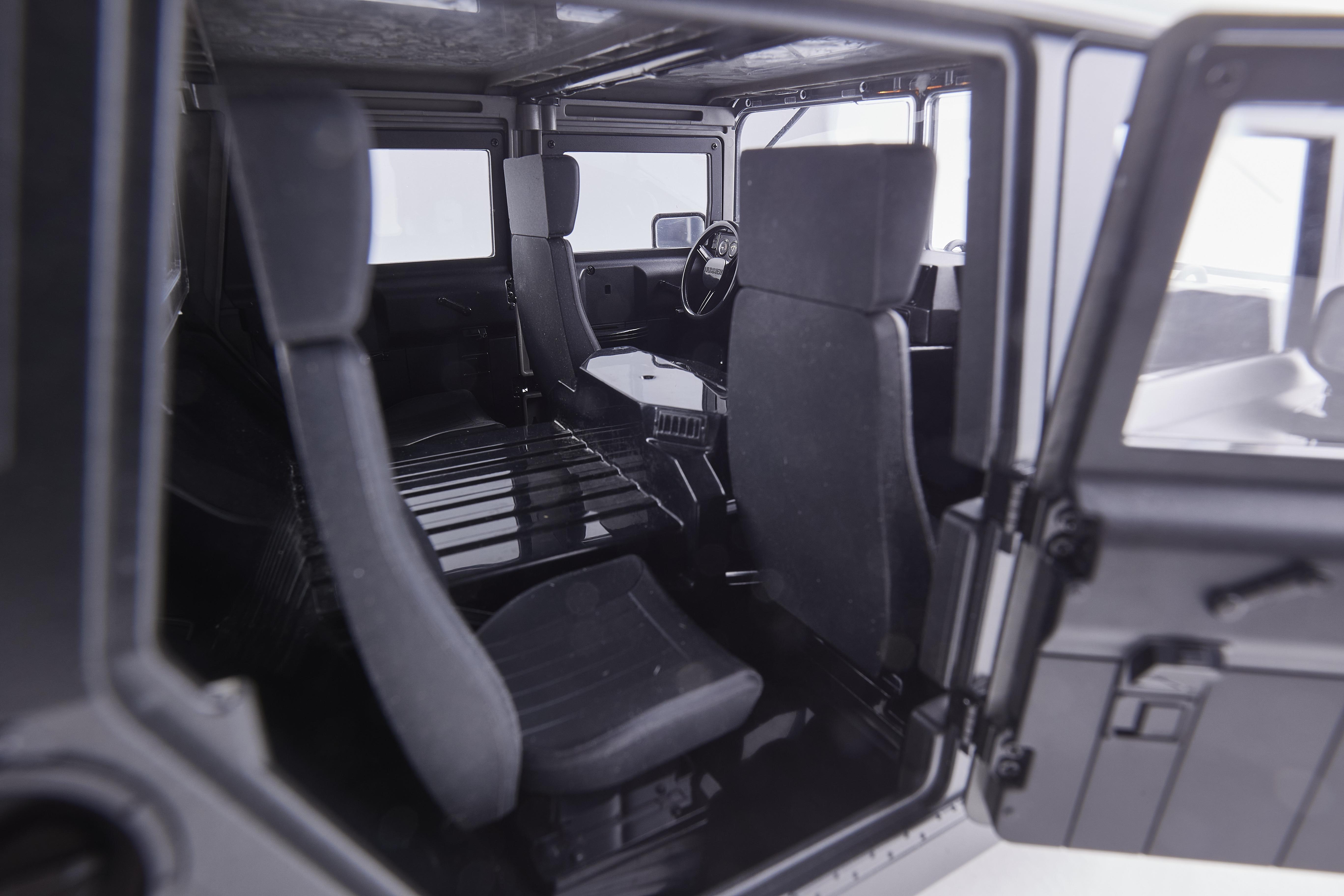 Машинка на радиоуправлении FMS 1:12 HUMMER RS Yellow - фото 23 Машинка на радиоуправлении FMS 1:12 HUMMER RS Yellow - фото 23