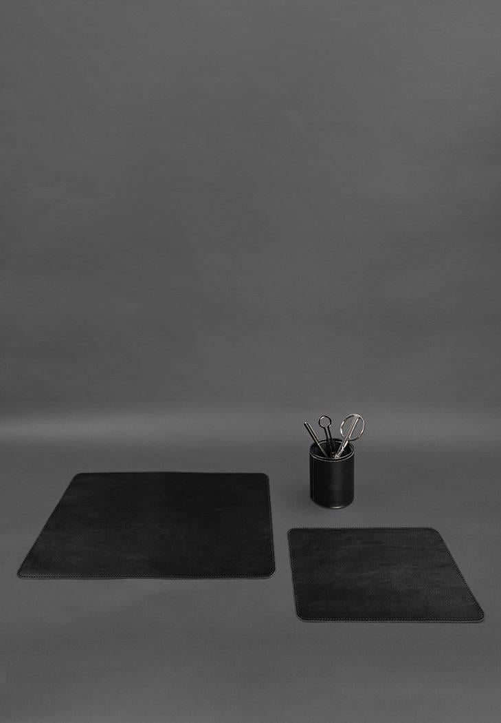 Набор настольный из натуральной кожи 1.0 Черный краст (A-027785) - фото 3 Набор настольный из натуральной кожи 1.0 Черный краст (A-027785) - фото 3