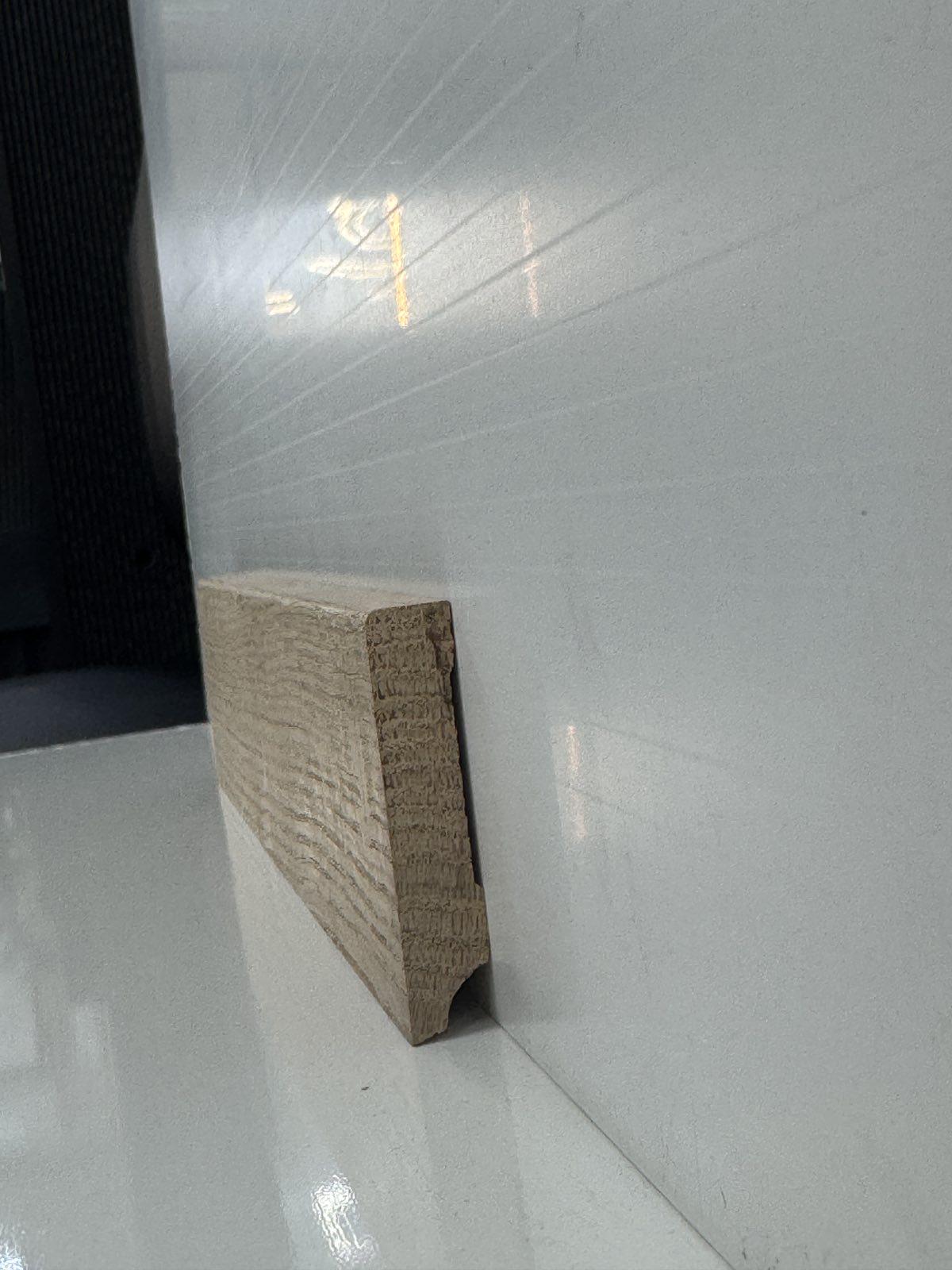 Плінтус дерев'яний із дуба Елеганс під фарбування 58х12 мм (29954666) - фото 4 Плінтус дерев'яний із дуба Елеганс під фарбування 58х12 мм (29954666) - фото 4