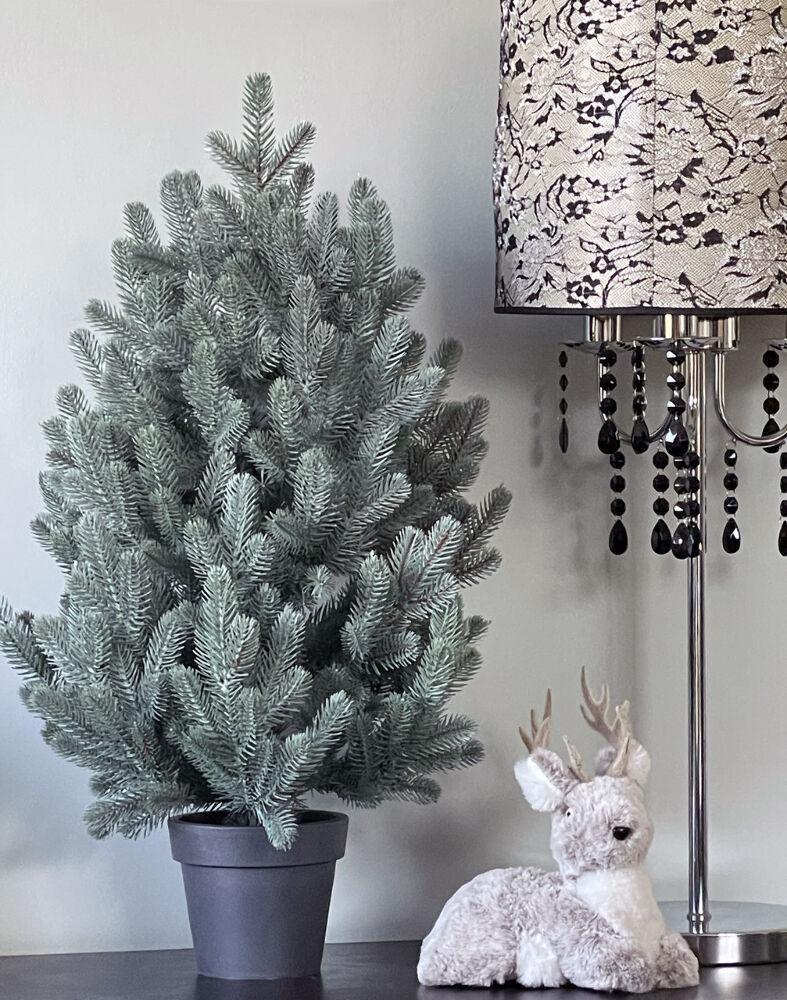 Ялинка лита Traditional в горщику 70 см Блакитний (215N/70/B) - фото 1