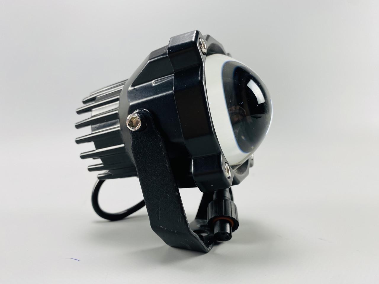 Фара светодиодная рабочего освещения LED квадратная 30W