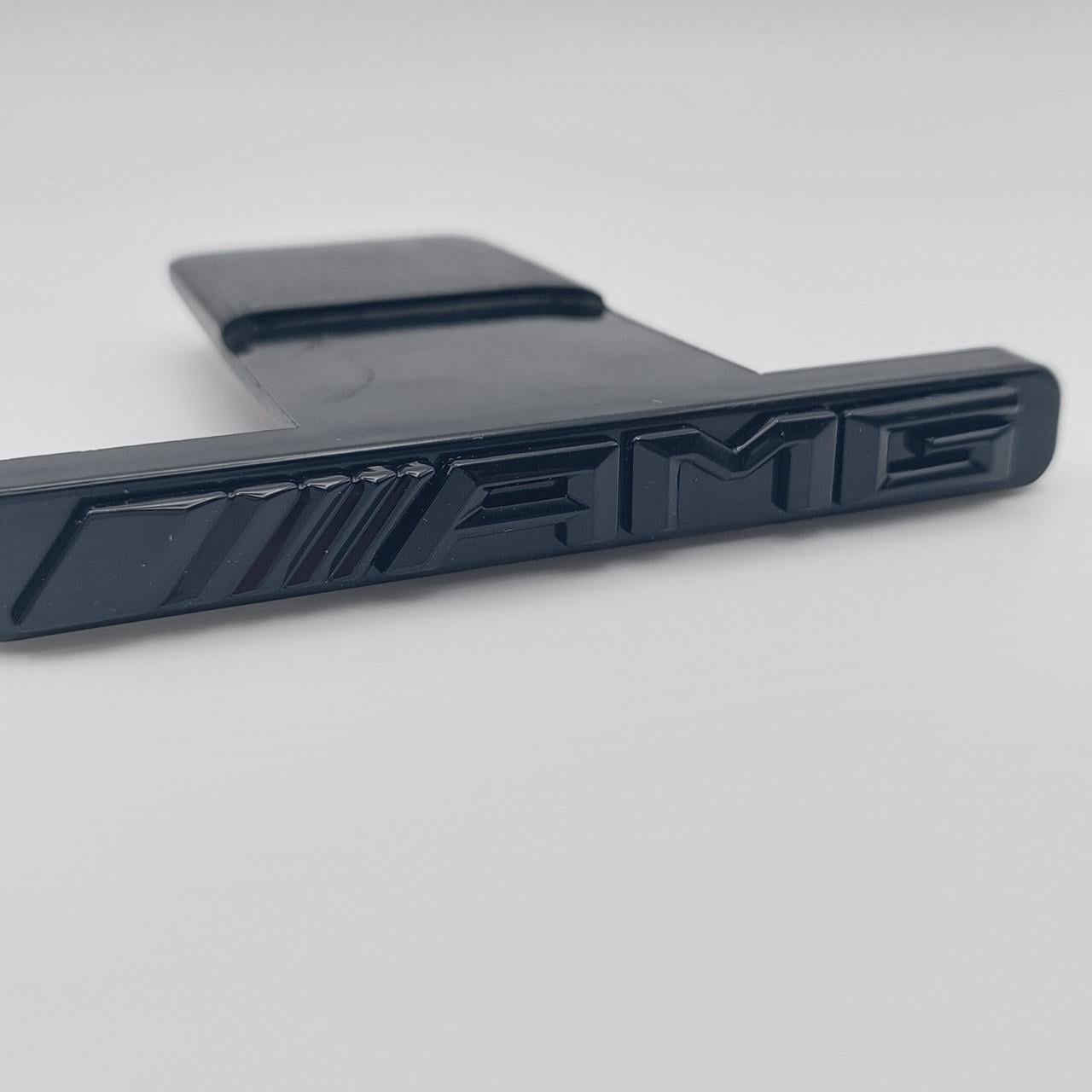 Эмблема AMG на решетку радиатора Черный Mercedes Benz (1710951859)