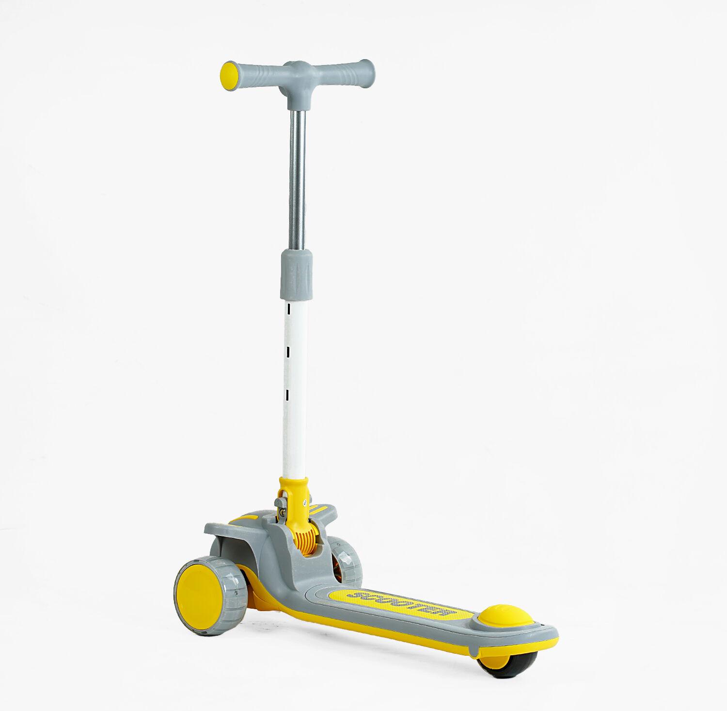 Самокат детский Skyper RD-0387 музыка/подсветка/3 PU колеса Желтый (RD-0387)