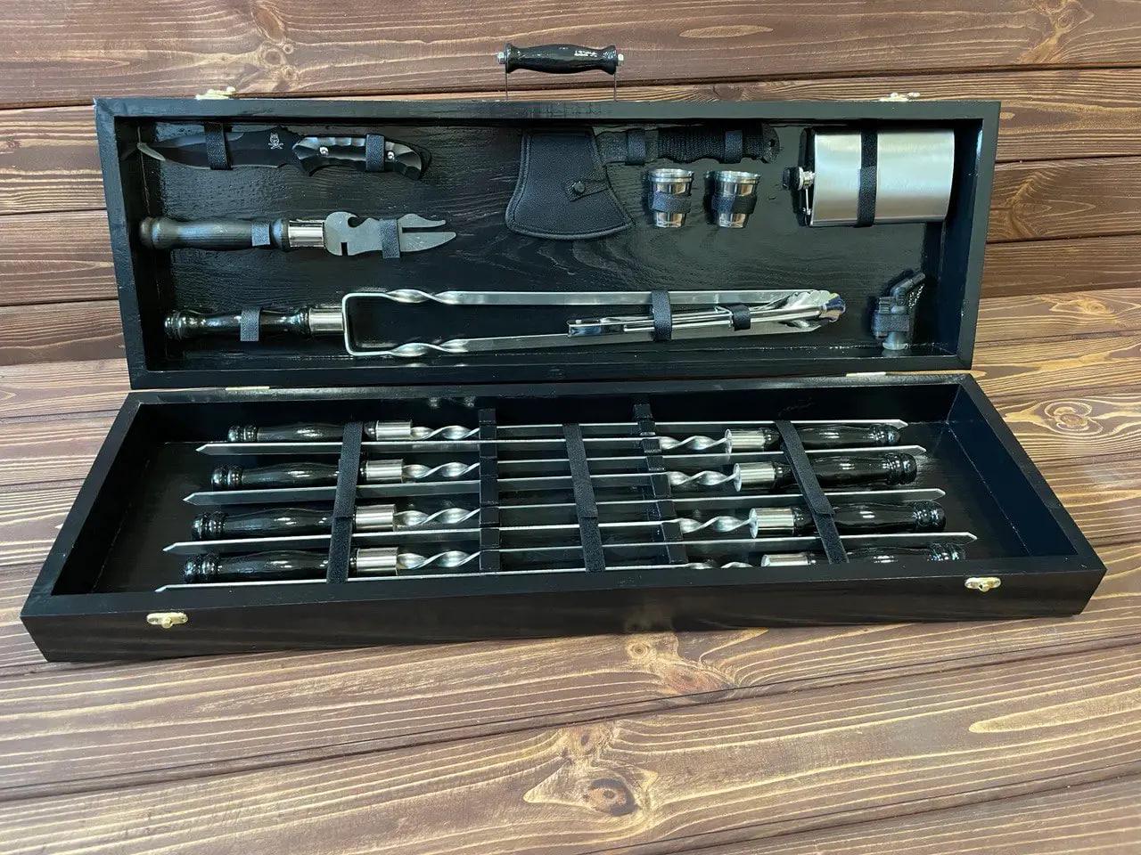 Набор шампуров Черная пантера в кейсе (10648635)