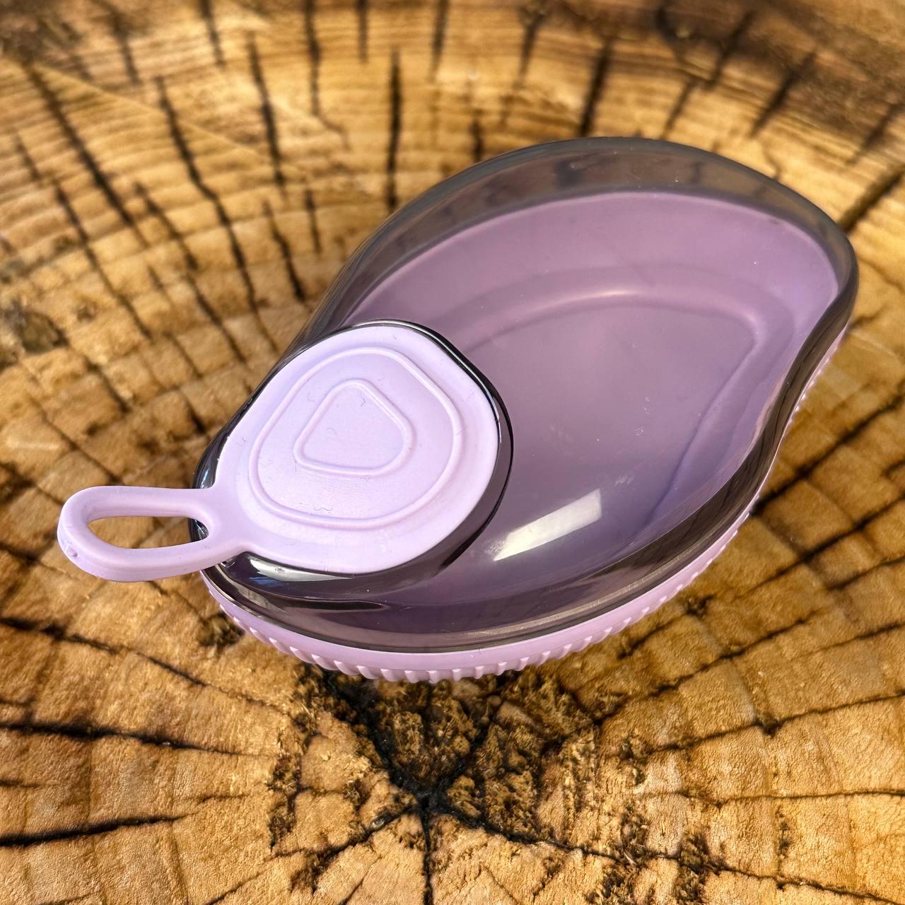 Мочалка для собак Bath Brush Iris с отсеком для шампуня массажная - фото 4 Мочалка для собак Bath Brush Iris с отсеком для шампуня массажная - фото 4