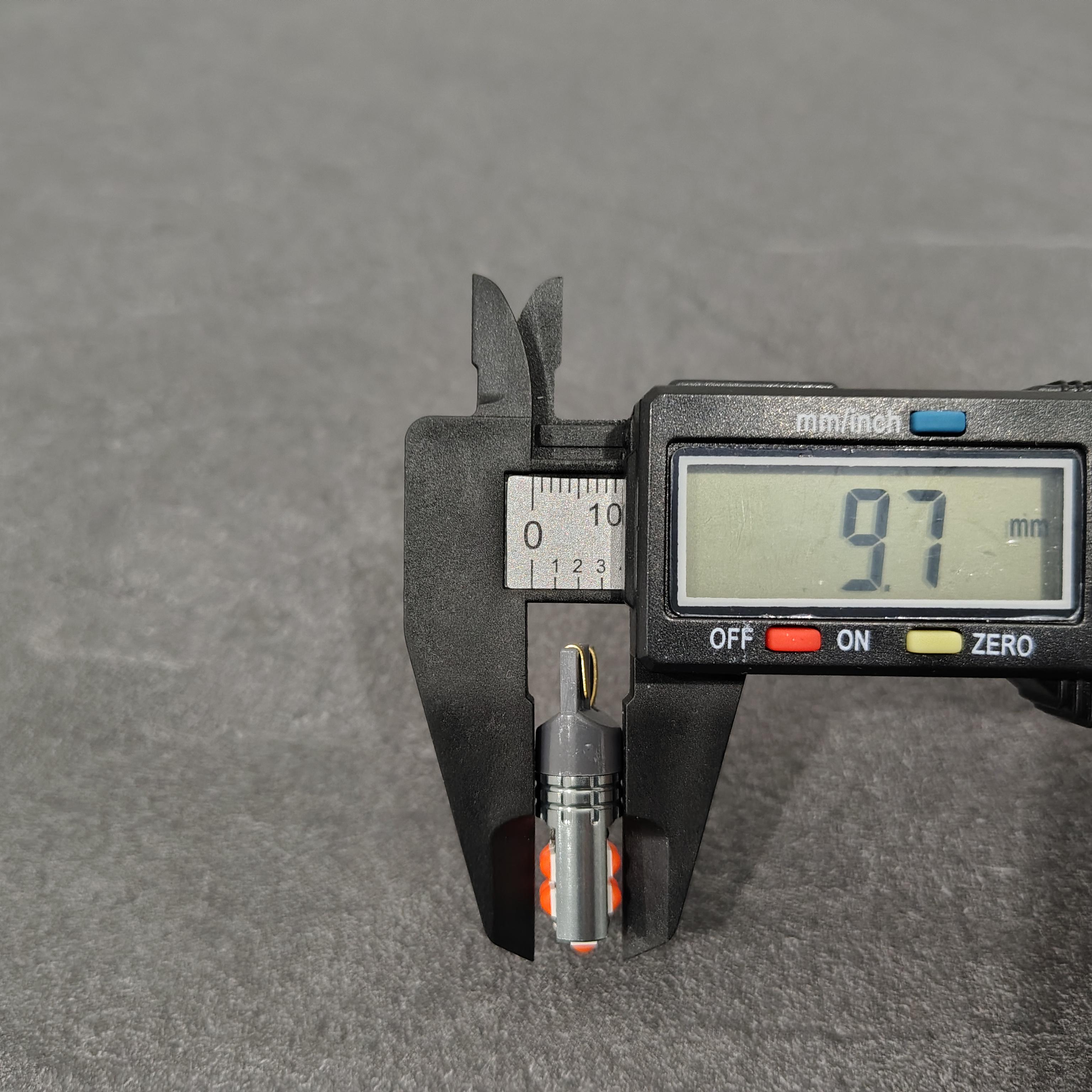 Автолампа T10 W5W 10SMD 3030 Canbus 12V 24V LED Красный (587STORE3) - фото 4 Автолампа T10 W5W 10SMD 3030 Canbus 12V 24V LED Красный (587STORE3) - фото 4