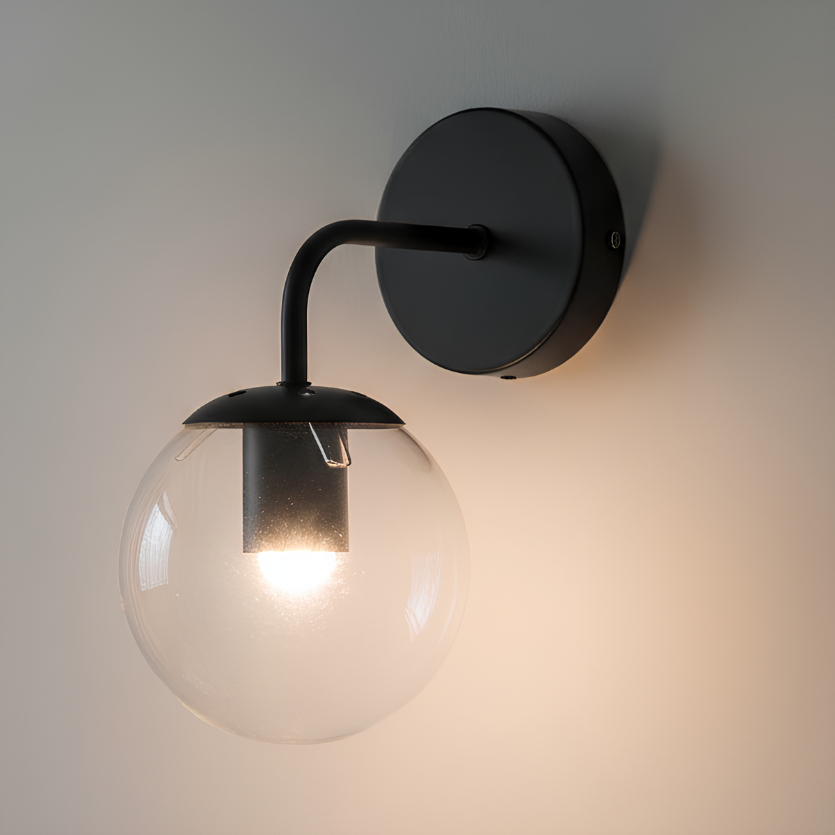 Бра Valeso с плафоном-сферой под одну лампу Е27 Черный (BD685-1 BK)