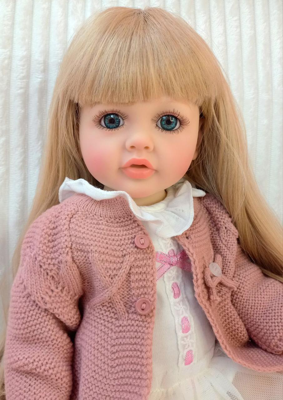 Кукла Reborn Дарина винил-силиконовая с соской/бутылочкой 55 см (1724098158) - фото 4 Кукла Reborn Дарина винил-силиконовая с соской/бутылочкой 55 см (1724098158) - фото 4