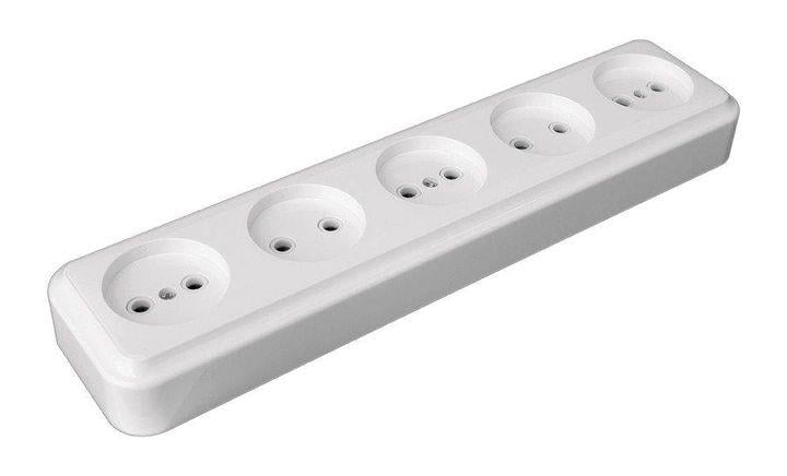 Розетка накладная пятиместная без заземления MARSHEL Maglev Белый (RO16-254White)