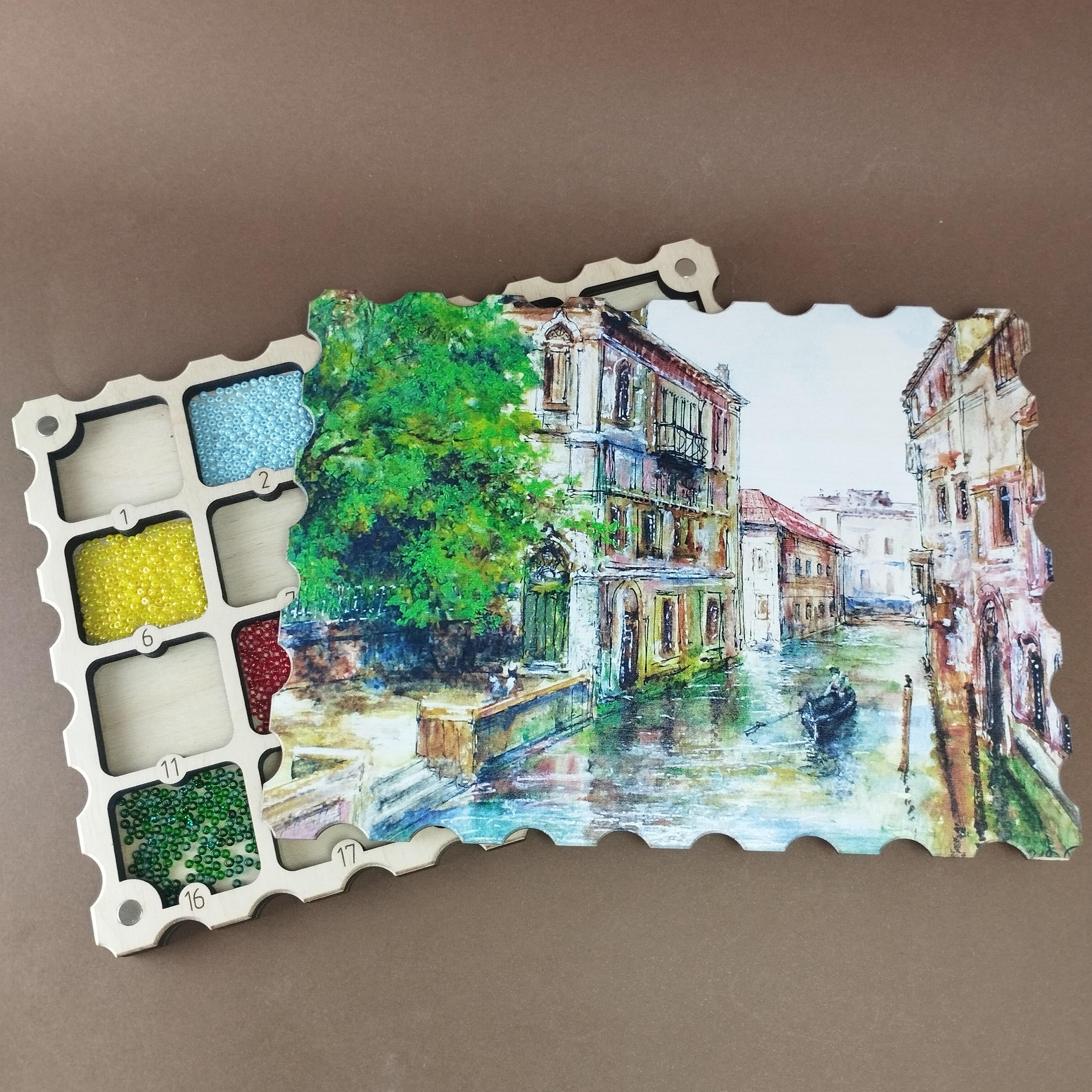 Органайзер для бисера деревянный без бисера на 20 ячеек (060399)