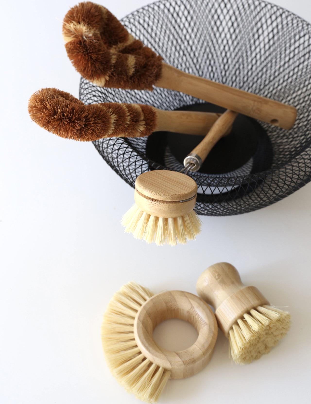 Набор щеток бамбуковых универсальный для мытья посуды и уборки - фото 4 Набор щеток бамбуковых универсальный для мытья посуды и уборки - фото 4