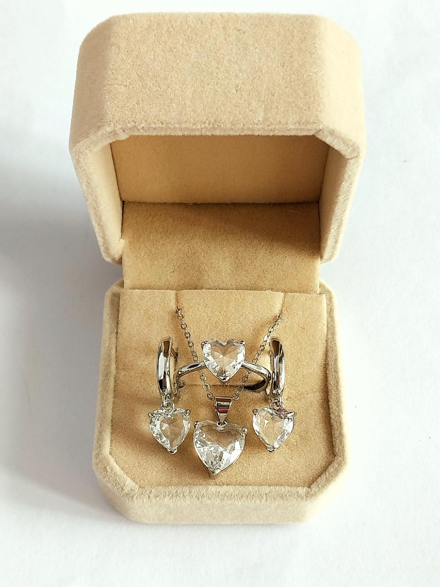 Набор украшений серьги колье и кольцо Хрустальные сердечки в серебре с цирконами Xuping Jewelry в бархатной коробочке (16151)