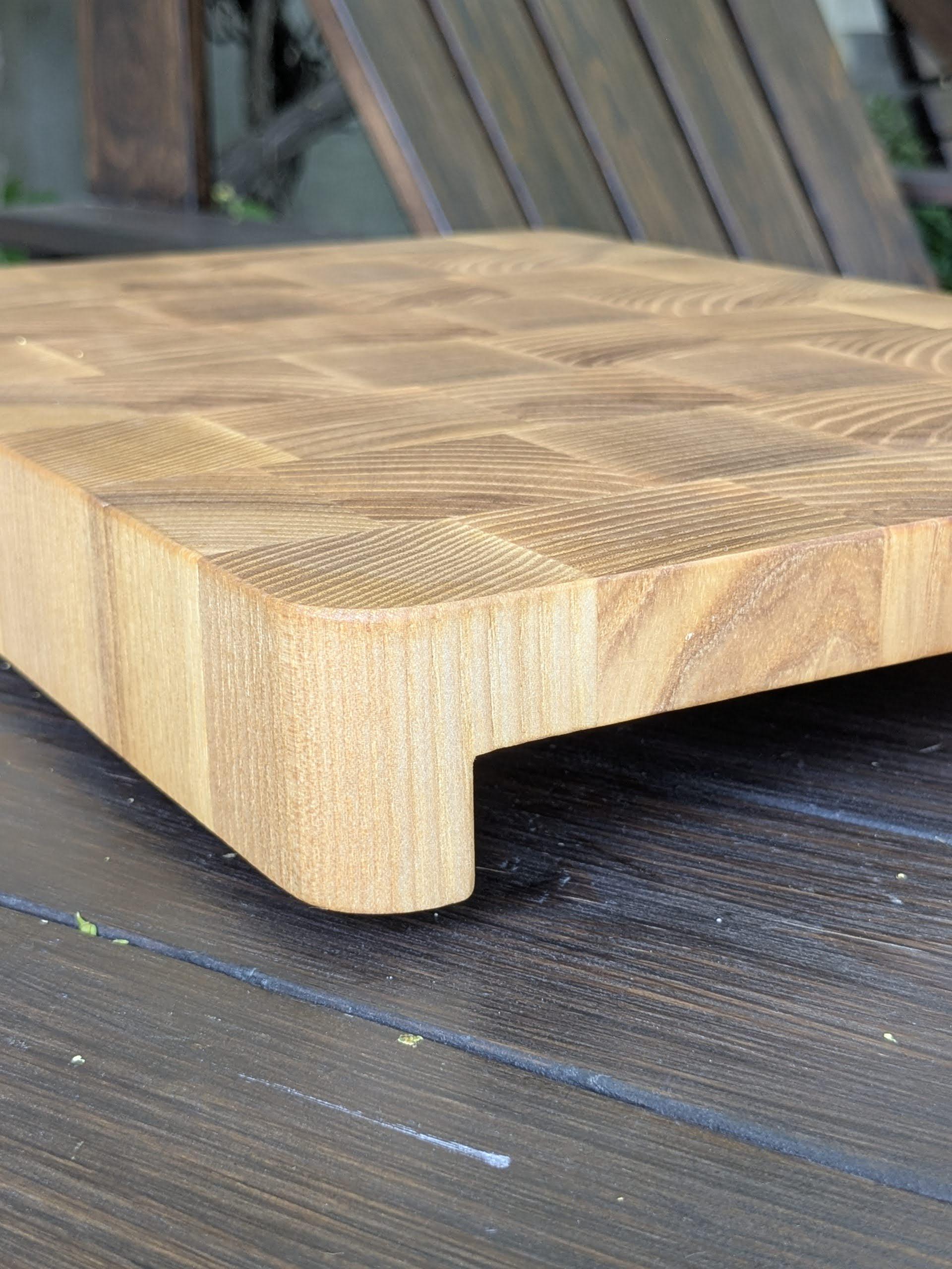 Дошка кухонна торцева для нарізання з гастроємністю з бічними ручками та силіконовими ніжками 400х300х60 мм (BR-002) - фото 3 Дошка кухонна торцева для нарізання з гастроємністю з бічними ручками та силіконовими ніжками 400х300х60 мм (BR-002) - фото 3