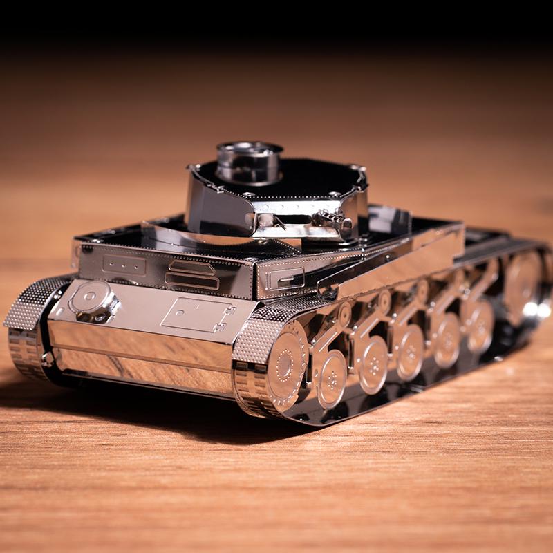 Конструктор METAL-TIME Pz.Kpfw II MT060 колекційна модель (3031512) - фото 4