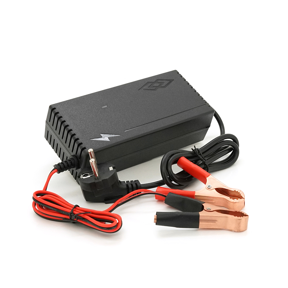 Зарядное устройство VOLTRONIC Li-ion 12V 12,6V 3S 10A с крокодилами индикация (36776)