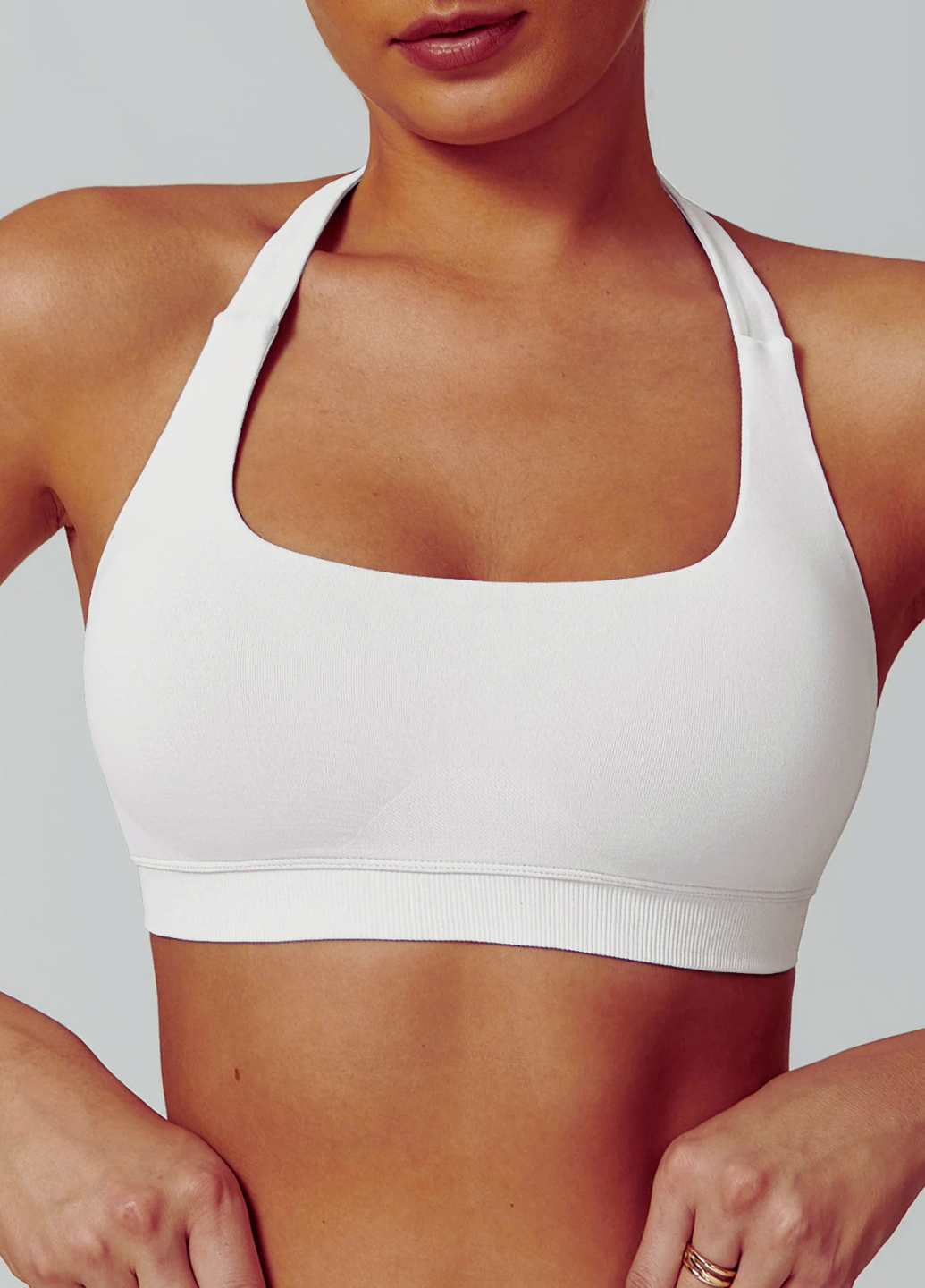 Топ спортивный халтер с шлейкой через шею и открытой спиной женский для зала и бега со съемными чашками XL Белый (70313