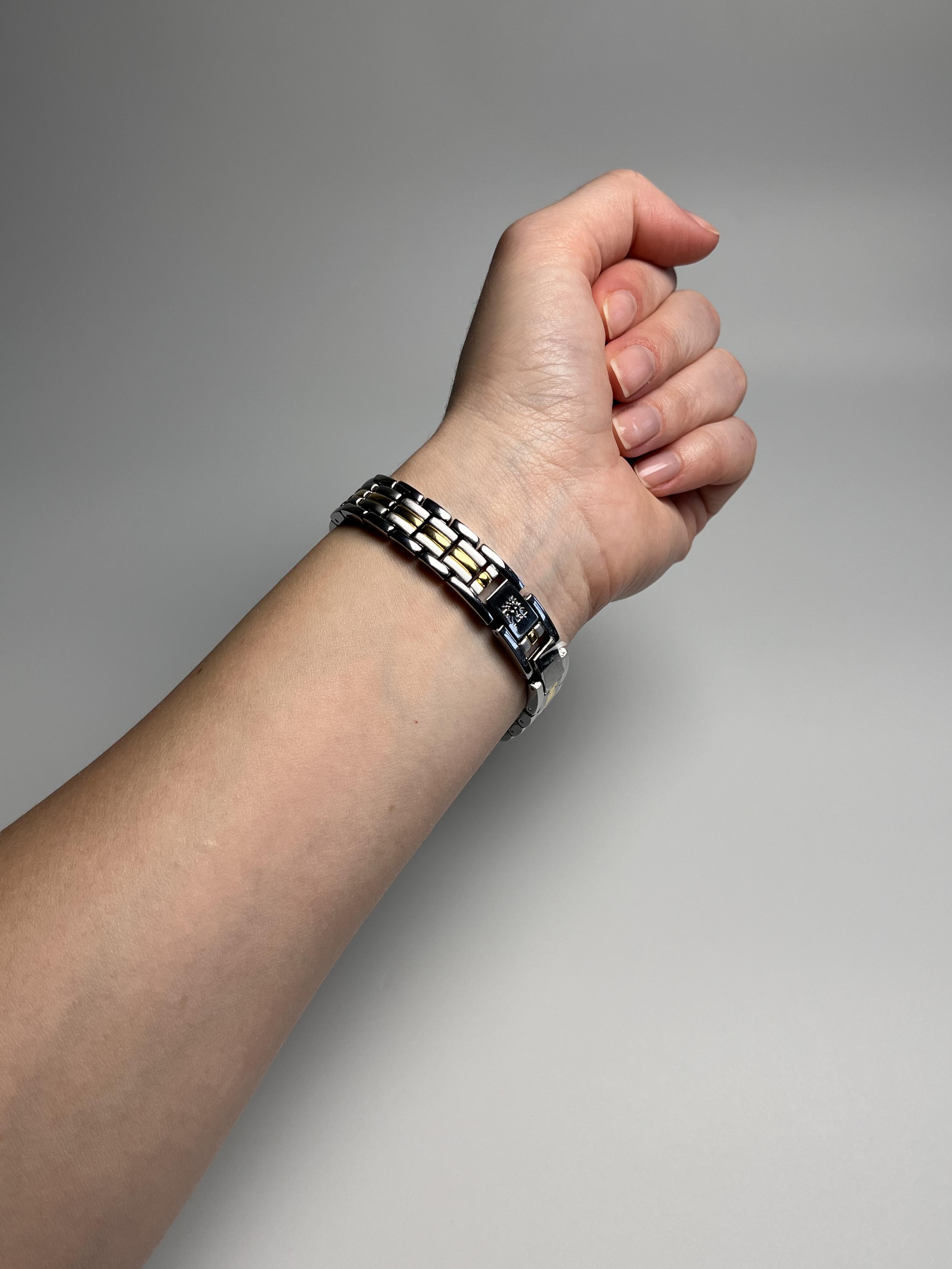 Часы женские Anne Klein 10/5491SVTT Серебристые (14438346) - фото 6 Часы женские Anne Klein 10/5491SVTT Серебристые (14438346) - фото 6