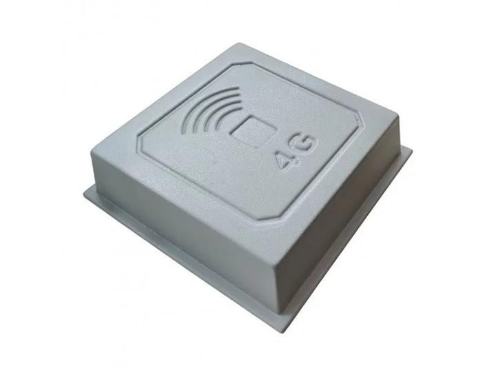 Антена квадрат 4G 17 дбі 824-960/1700-2700 мГц F-роз'єм