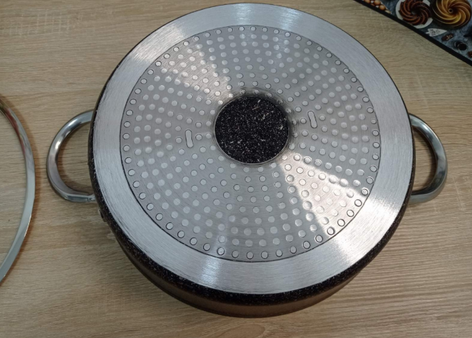 Кастрюля-сотейник с крышкой OMS из литого алюминия для газа и индукции 2,7 л Черный (3316-2.7) - фото 4