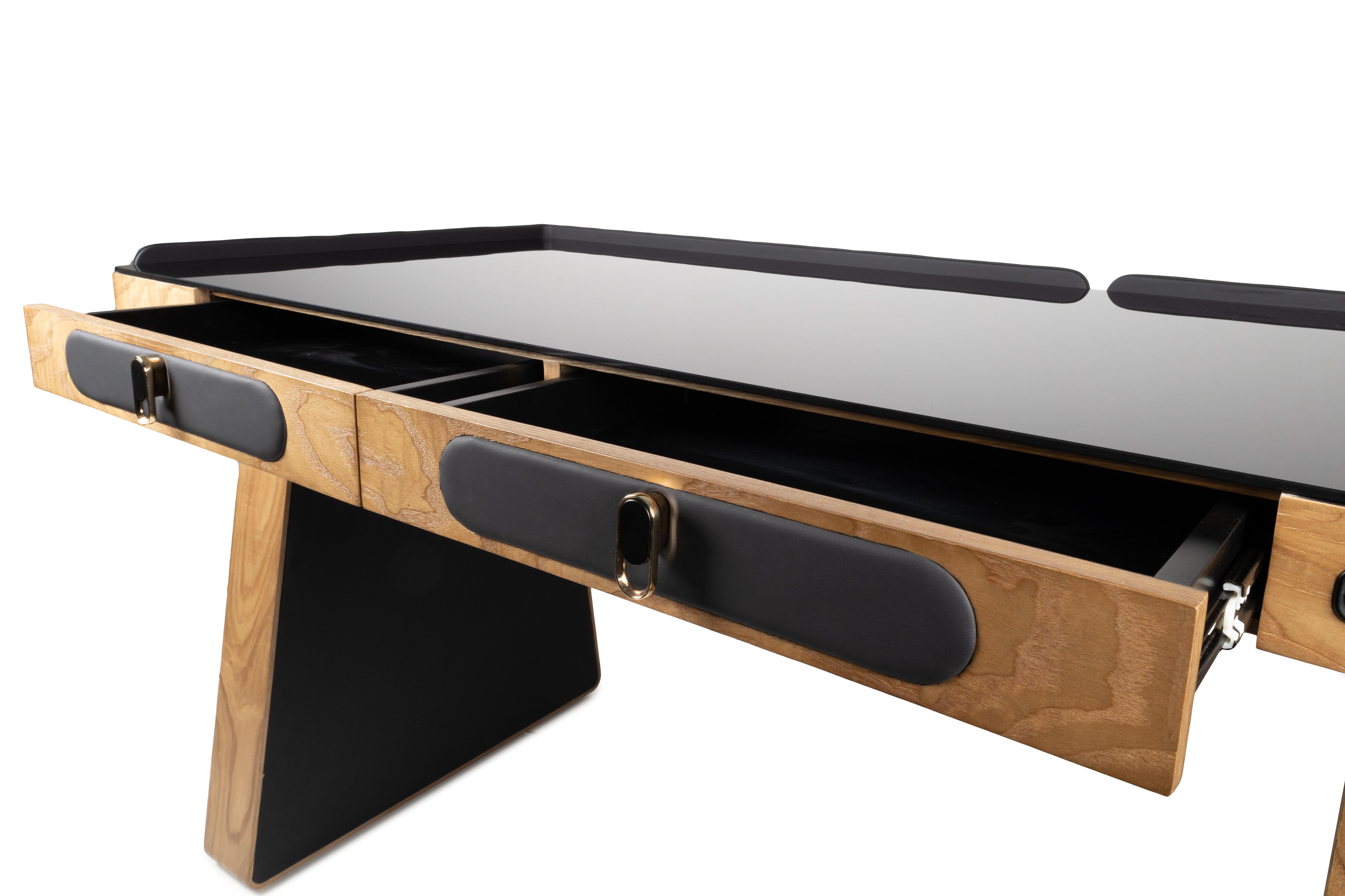 Регульований стіл кабінет Barsky Lux 2 motors 1400x700 мм Glass (LT-02) - фото 17 Регульований стіл кабінет Barsky Lux 2 motors 1400x700 мм Glass (LT-02) - фото 17