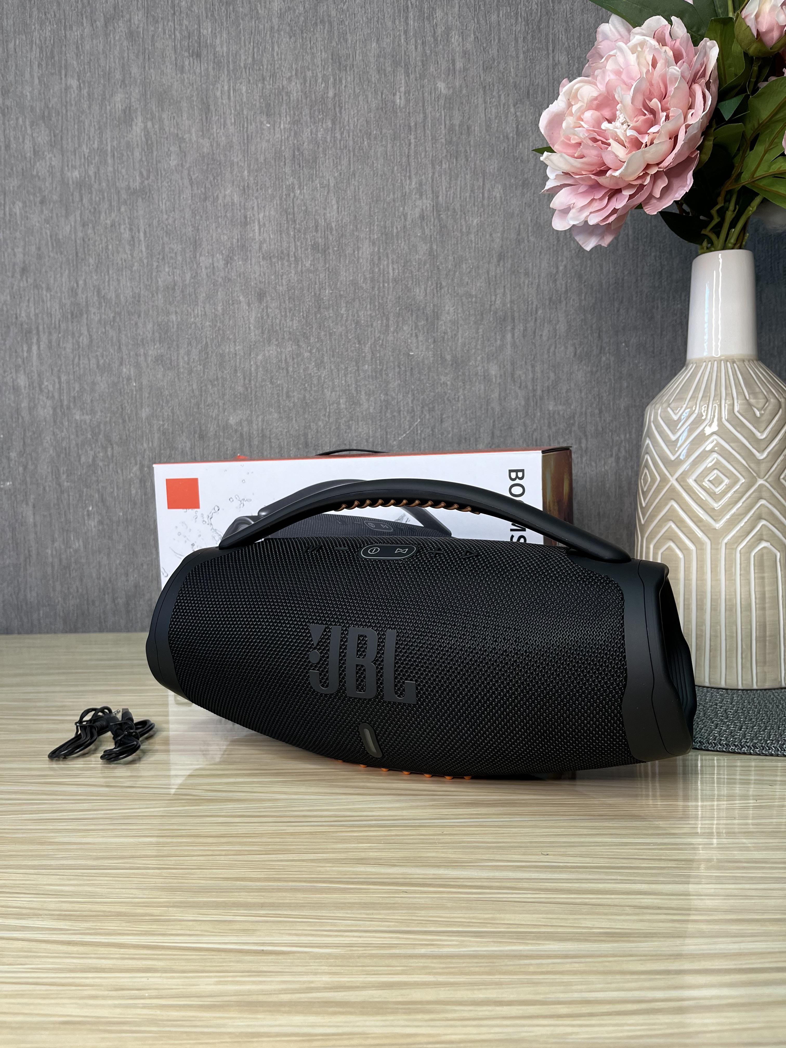 Портативная колонка Booms Box 3 с ручкой 33 см Черный (260817)