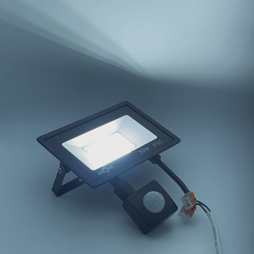 Прожектор cвітлодіодний Biom 30W S6-SMD-30-Slim+Sensor 6200К 220V IP65 (2433683099) - фото 2 Прожектор cвітлодіодний Biom 30W S6-SMD-30-Slim+Sensor 6200К 220V IP65 (2433683099) - фото 2