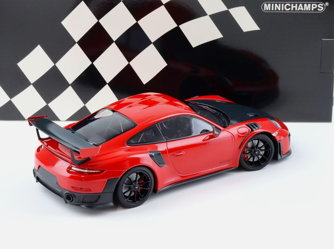 Модель автомобиля Minichamps Porsche 911/991.2 GT2 RS 1:18 Red/Black (155068307) - фото 3