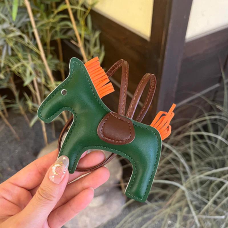 Брелок-підвіска в стилі Hermes Поні на сумку/рюкзак в авто - фото 3
