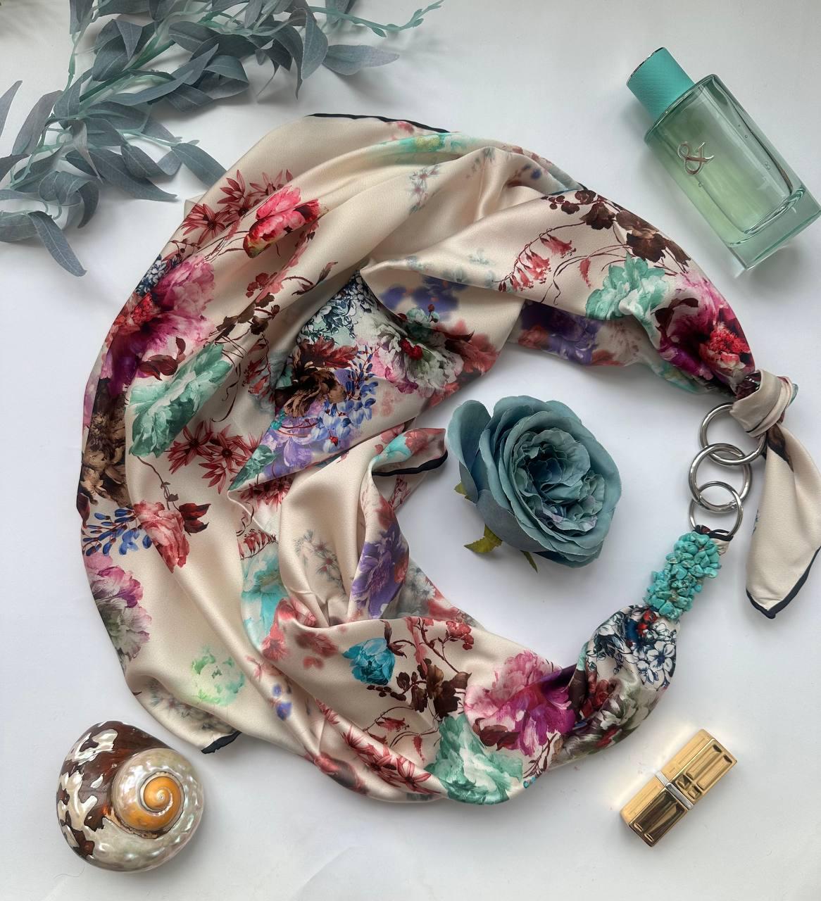 Хустка шовкова My Scarf Золота зірка прикрашена яшмою 90x90 см (25763431) Хустка шовкова My Scarf Золота зірка прикрашена яшмою 90x90 см (25763431)