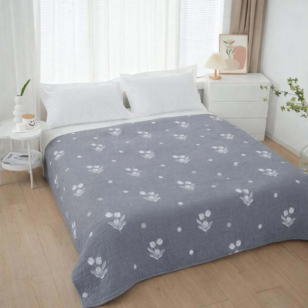 Покрывало стеганое цветочный принт 210х250 см Графитово-серый с белым узором (2939561182)