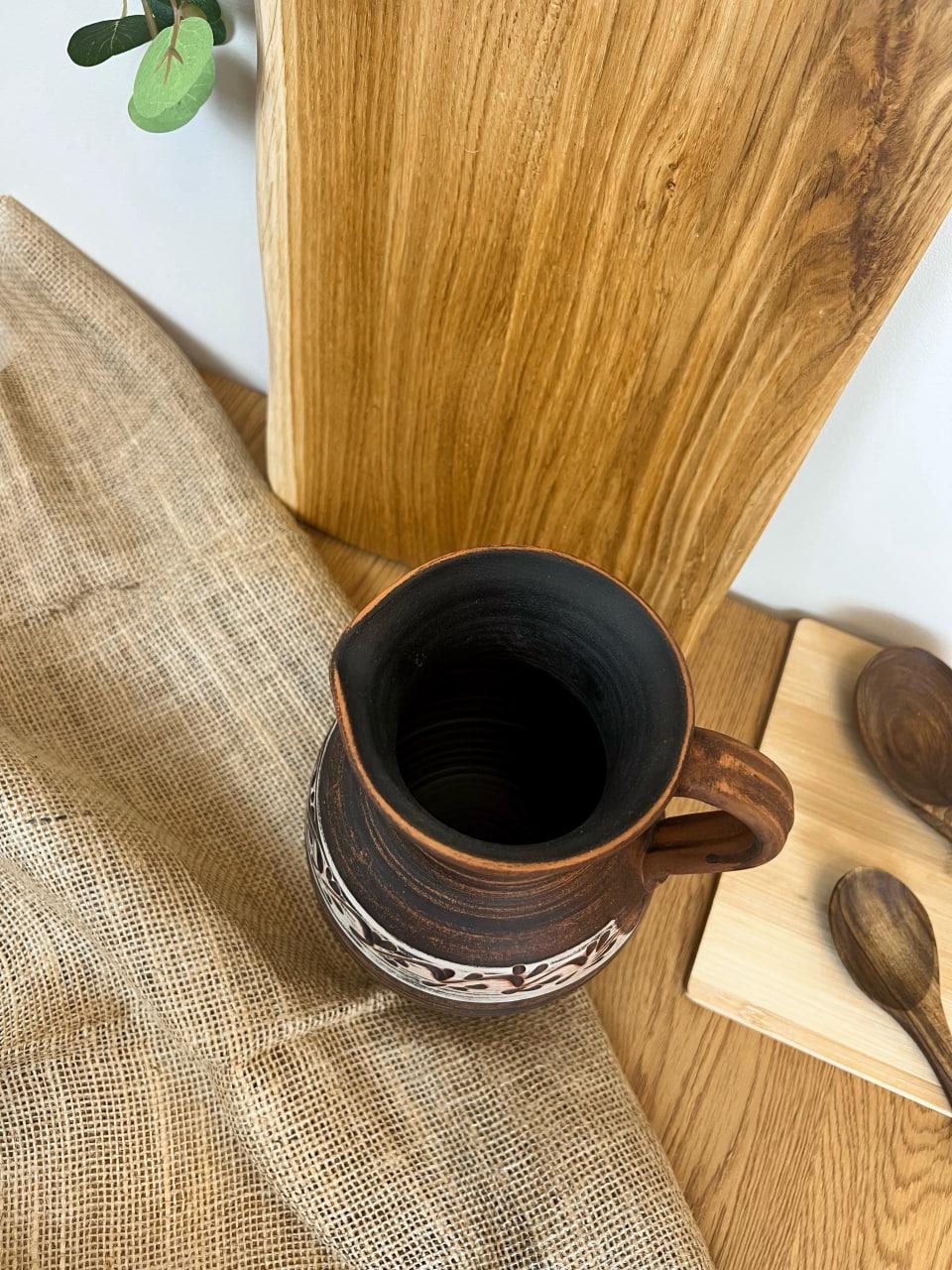 Глек керамічний глиняний різьблений з ручкою ангоб 2 л (3001-36) - фото 7