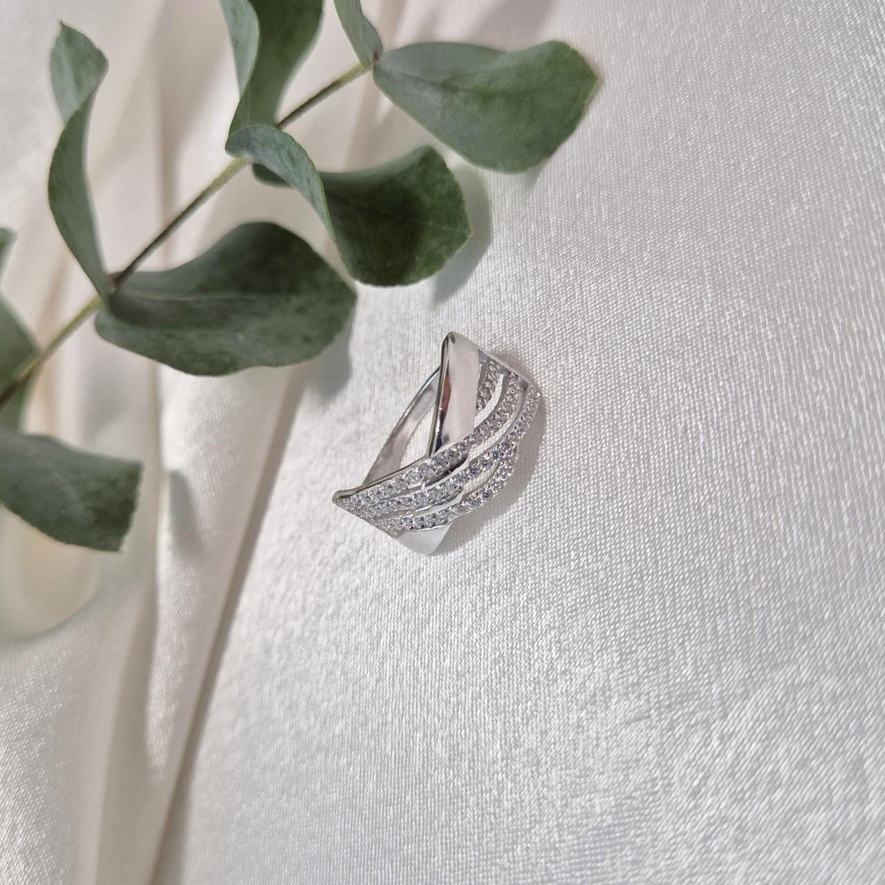 Каблучка широка із каменями срібло 925 проби родоване 3,10 г р. 17.5 (4294р) - фото 7 Каблучка широка із каменями срібло 925 проби родоване 3,10 г р. 17.5 (4294р) - фото 7