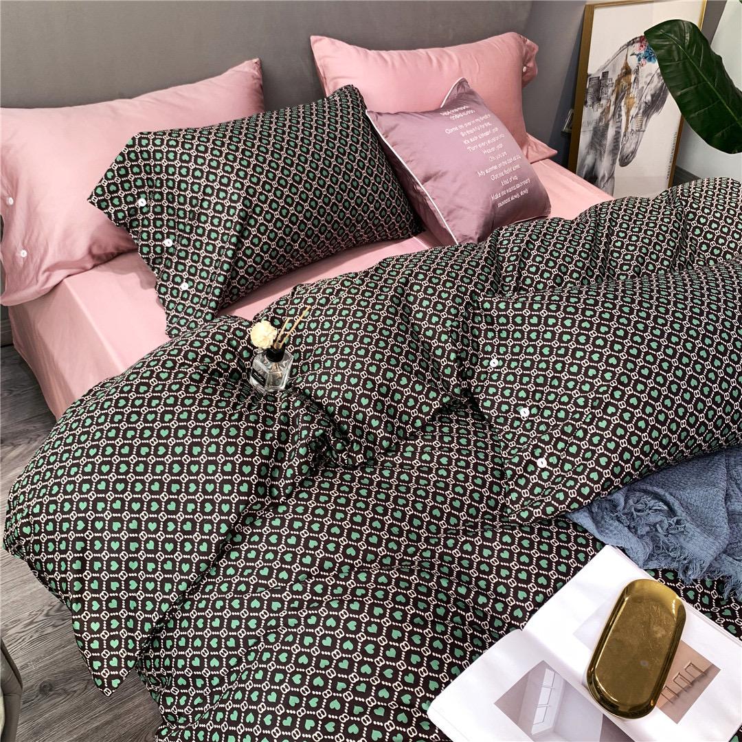 Комплект постільної білизни євро 2 Серця - фото 5 Комплект постільної білизни євро 2 Серця - фото 5