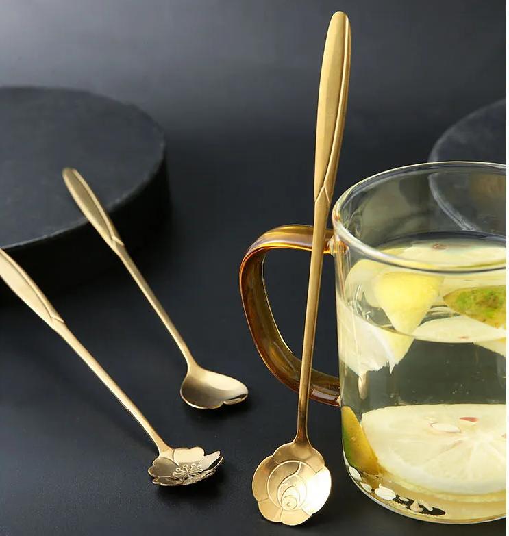 Набор фигурных десертных ложек с длинной ручкой 6 шт. Золотистый (2464734080) - фото 5 Набор фигурных десертных ложек с длинной ручкой 6 шт. Золотистый (2464734080) - фото 5