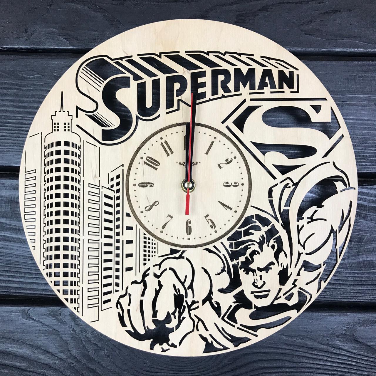 Часы деревянные настенные Супермен