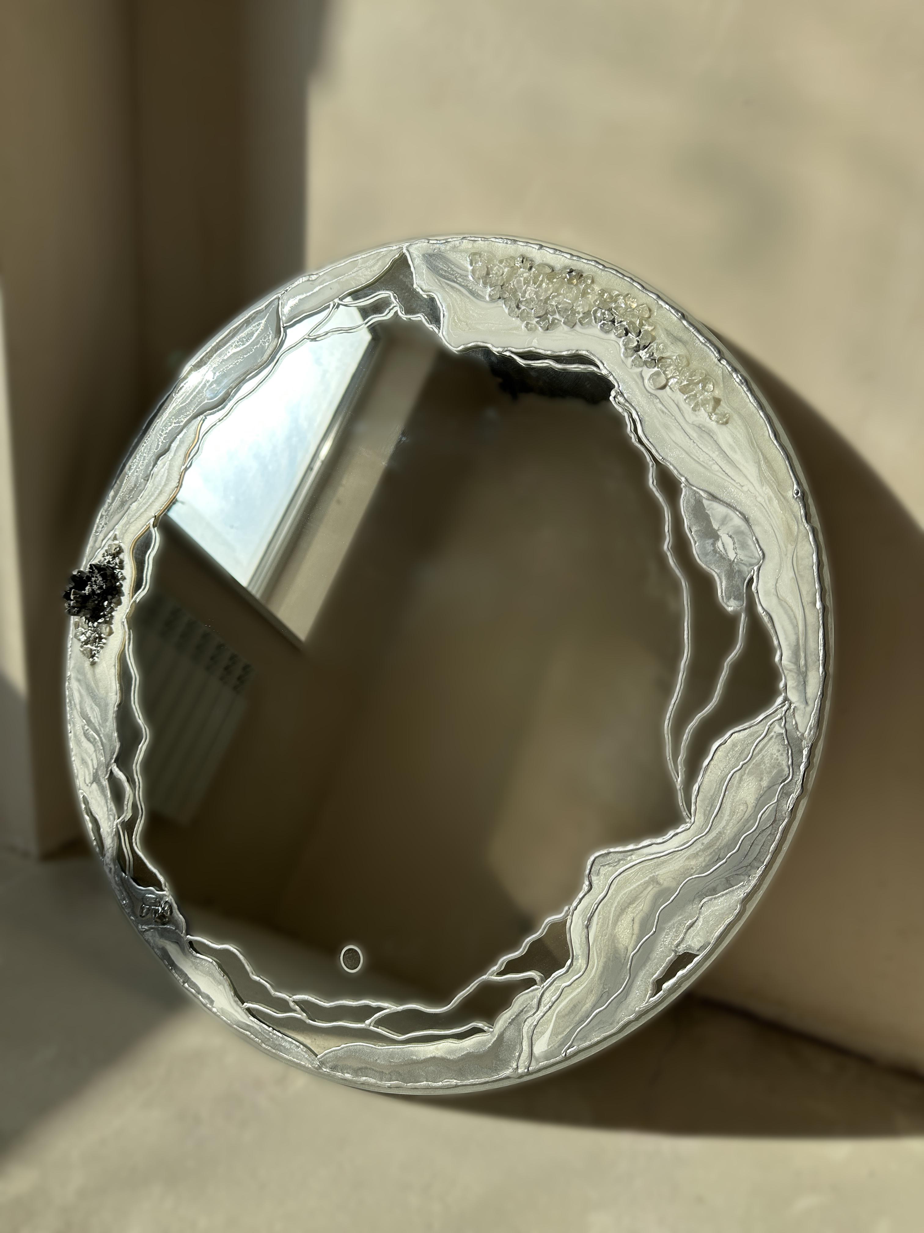 Зеркало с эпоксидной смолой и LED подсветкой (342413)