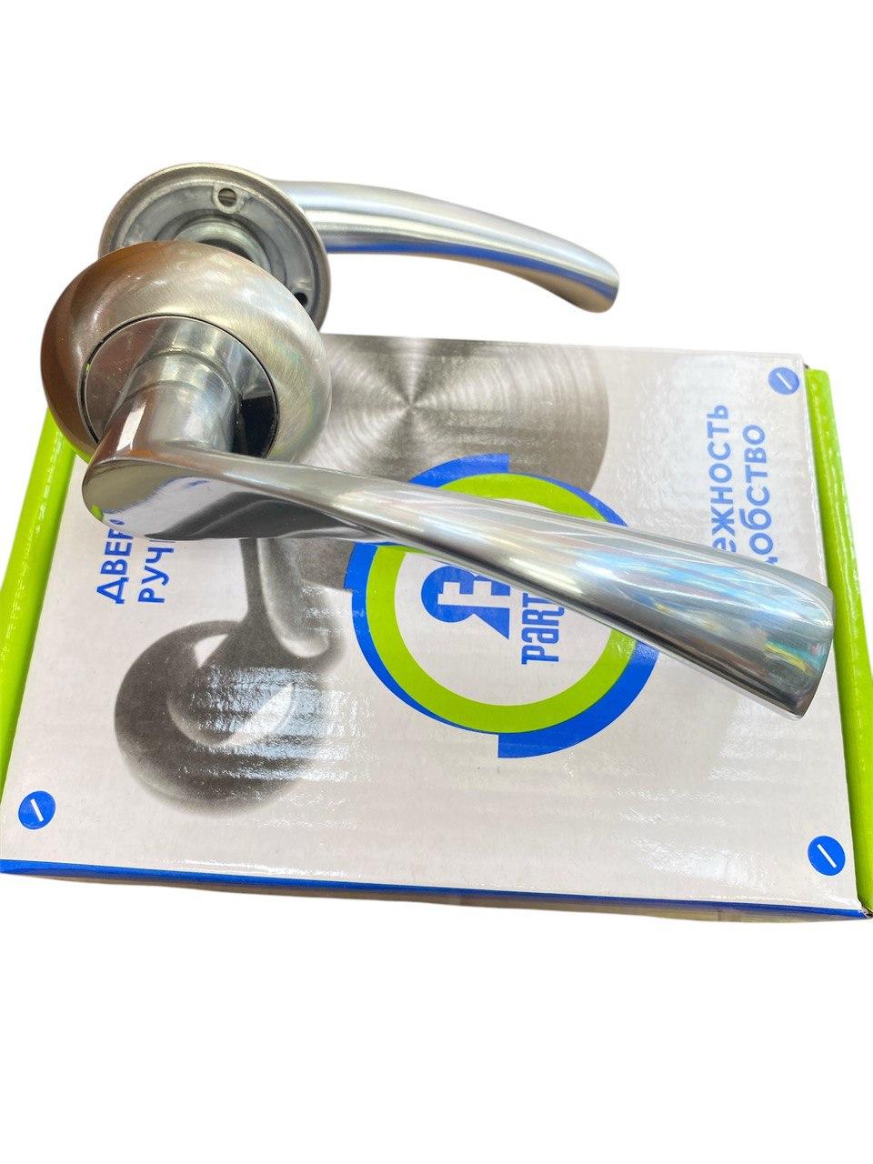 Дверные ручки межкомнатные Partner 023 SN/CR Хром