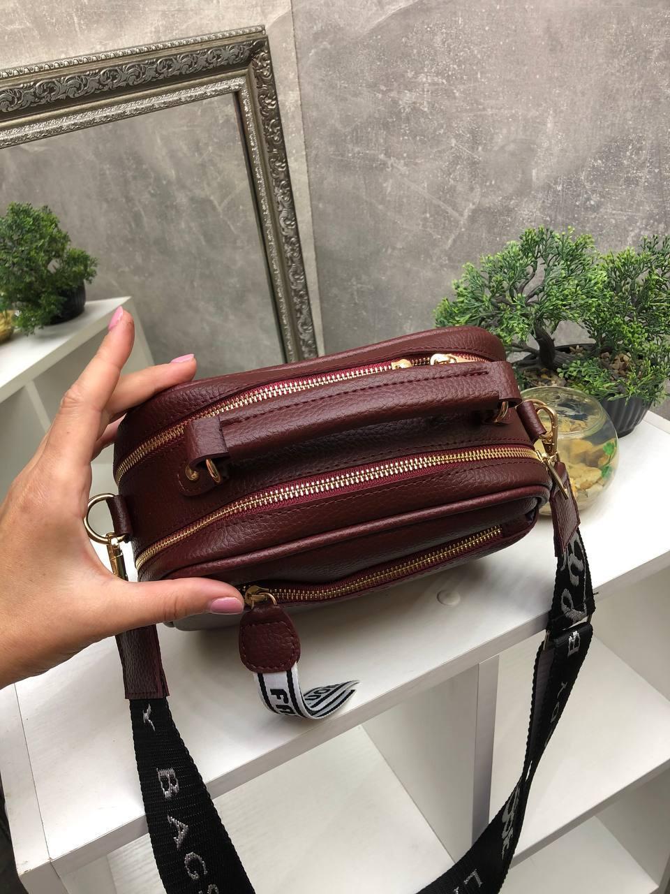 Сумка женская кросс-боди маленькая из экокожи через плечо на широком ремне Бордовый - фото 7