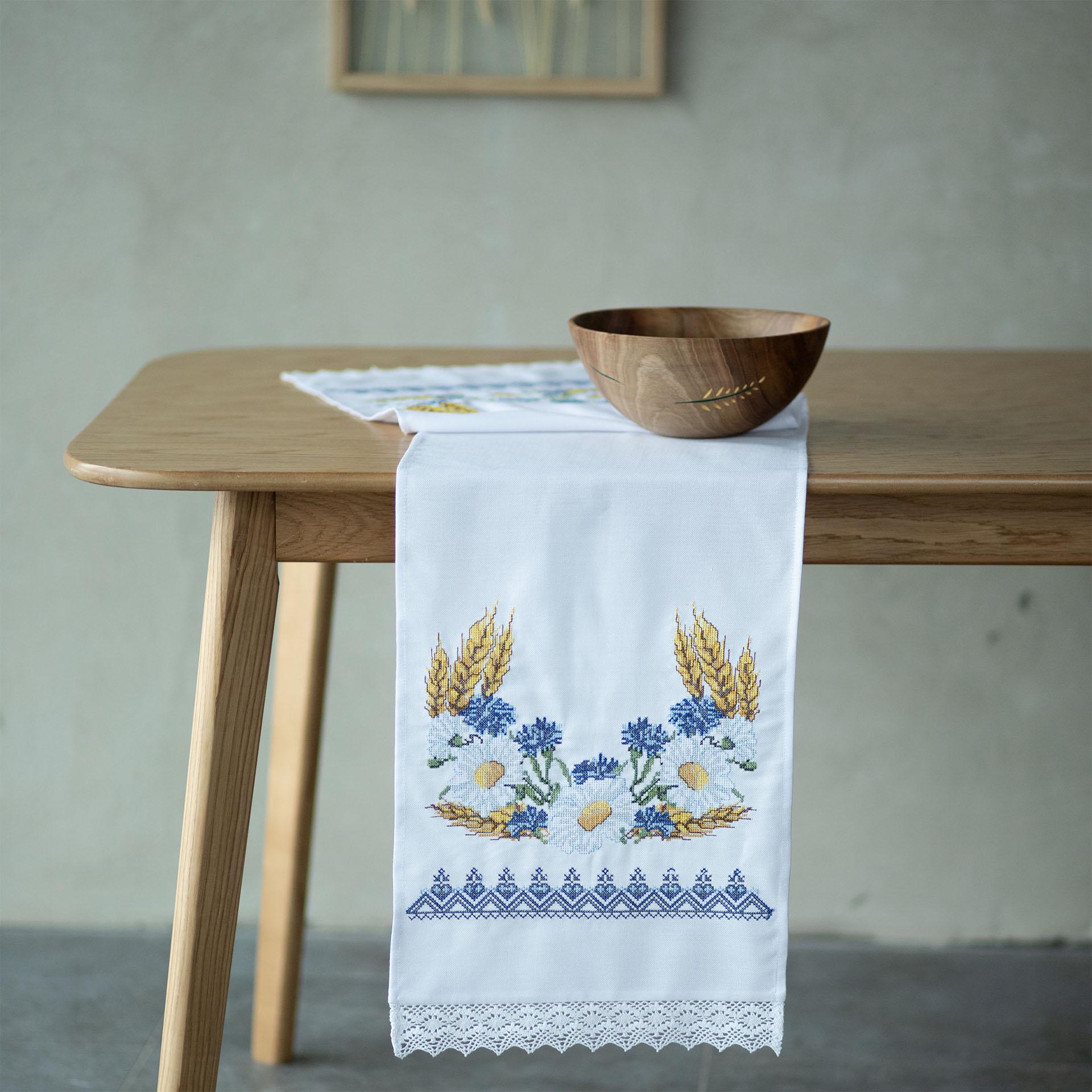 Рушник вишитий Едельвіка 1,5 м Білий (376-24/00) Рушник вишитий Едельвіка 1,5 м Білий (376-24/00)