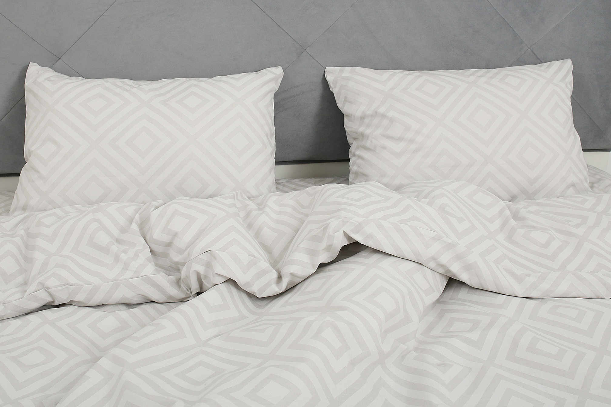 Комплект постельного белья Amore Glux-139 бязь Серебристый (KPB-A1,5-GLux-139 (50x70)_) - фото 3 Комплект постельного белья Amore Glux-139 бязь Серебристый (KPB-A1,5-GLux-139 (50x70)_) - фото 3