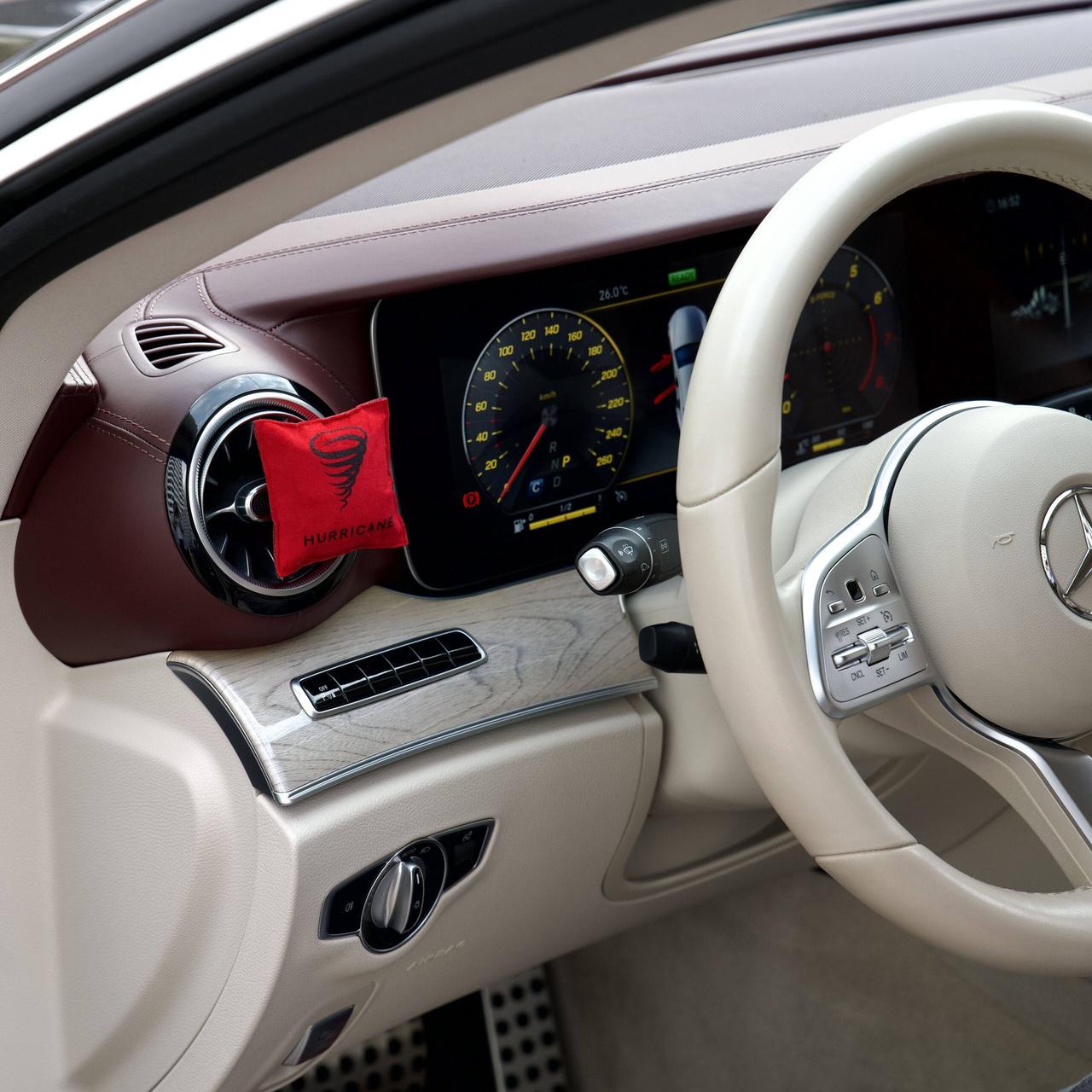 Автомобильный ароматизатор Hurricane Стандарт Красный (24996417) - фото 4 Автомобильный ароматизатор Hurricane Стандарт Красный (24996417) - фото 4