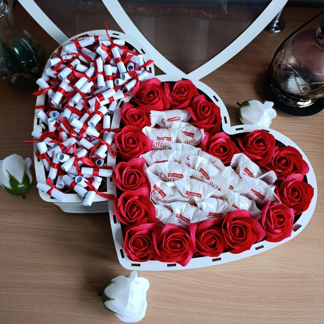 Подарочный бокс двойное сердце с конфетами для девушки на новый год/день рождения/8 марта (ar144)