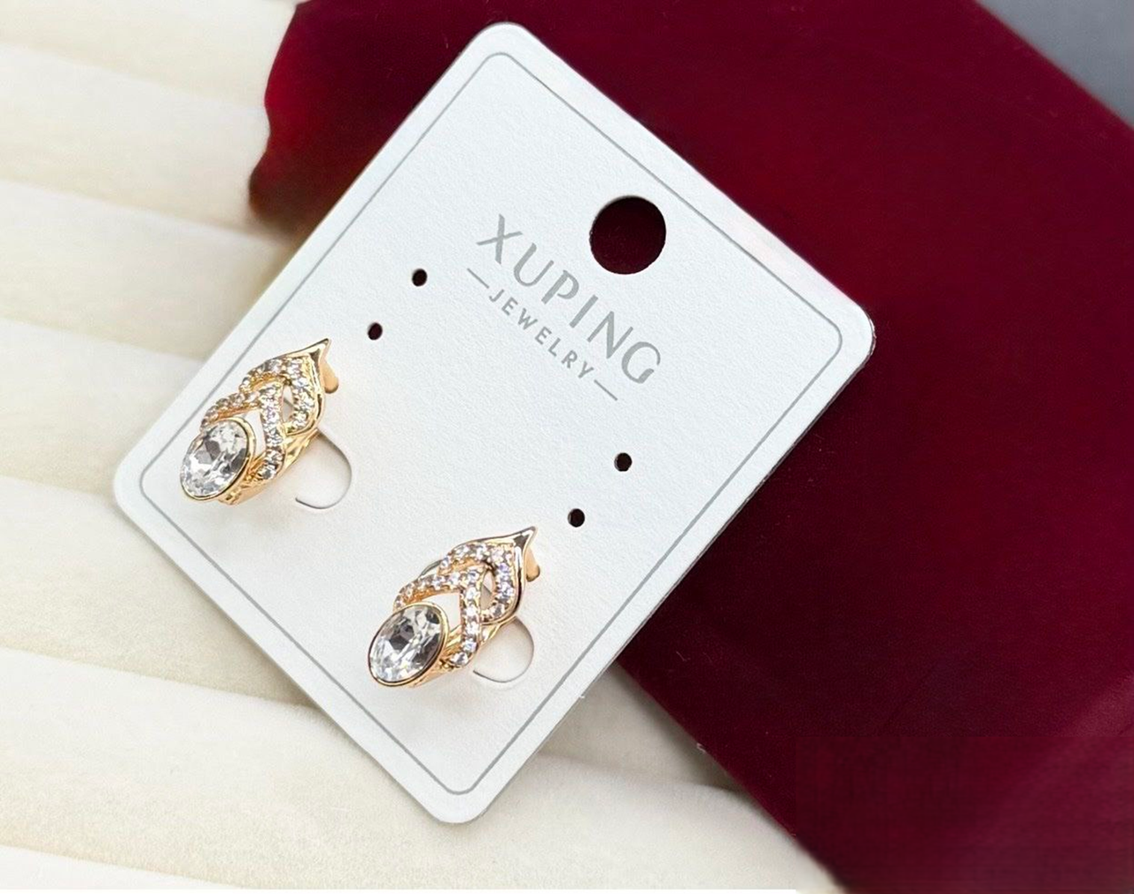 Серьги Xuping гипоаллергенное медицинское золото с рельефным дизайном и цирконием украшение для ежедневного образа (2906514833)