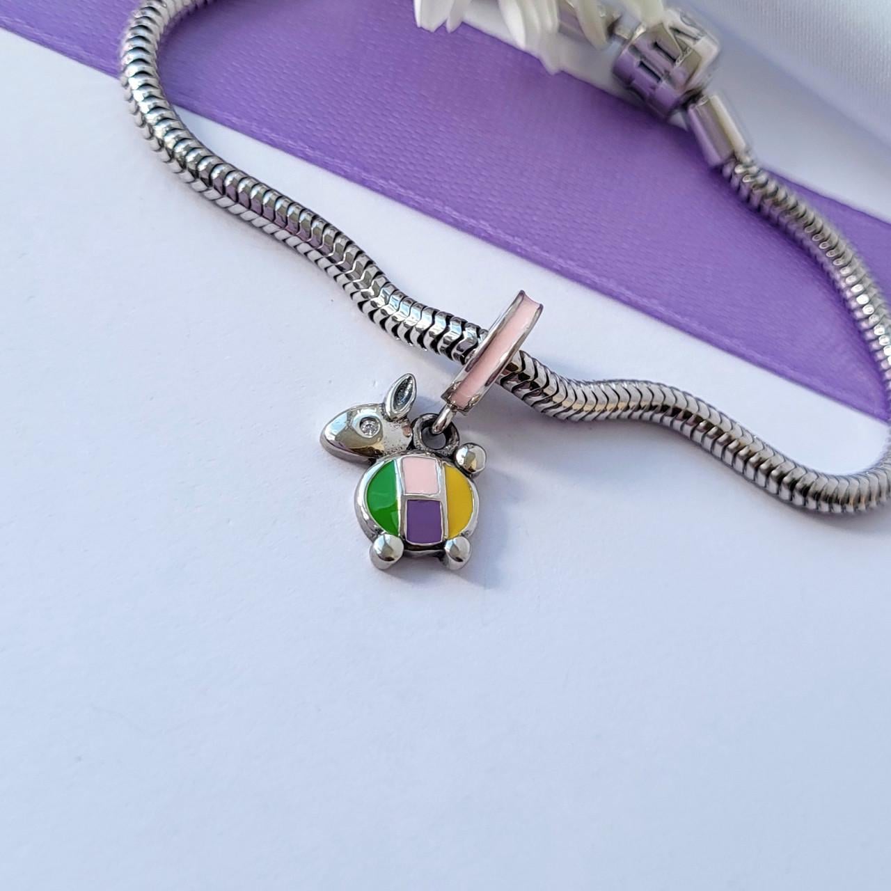 Шарм з підвіскою Віслючок емаль срібло 925 проби родоване 2,43 г Різнокольоровий (р701)