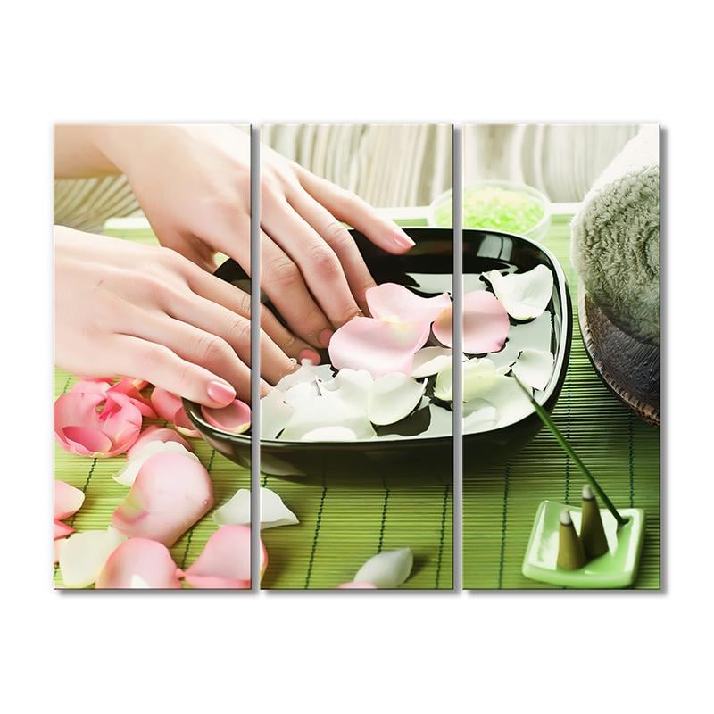 Картина модульная Ванночка для рук 3 модуля 60x90 см