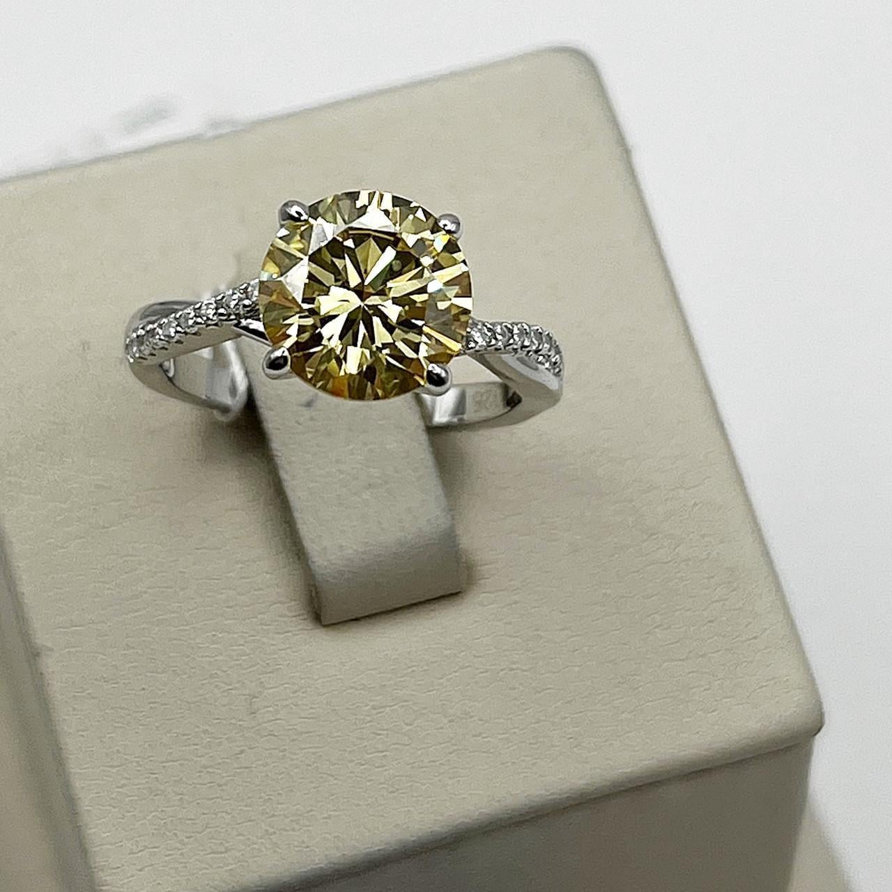 Каблучка срібна р. 18 4,71 г (2638619655) Каблучка срібна р. 18 4,71 г (2638619655)